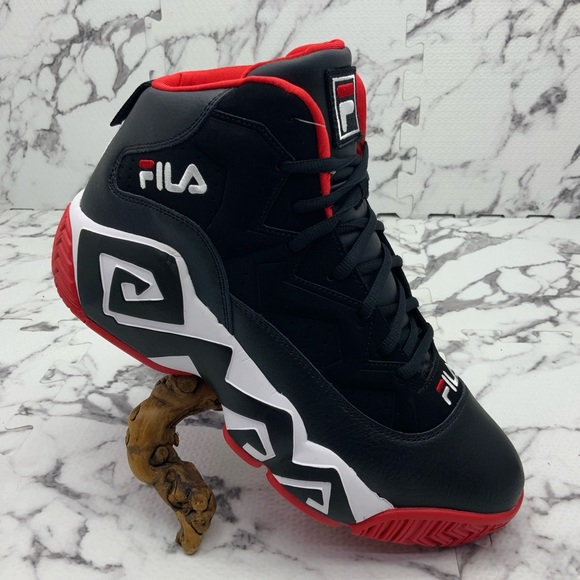 Men’s Fila MB Black White Red Sneakers - Picture 4 of 4